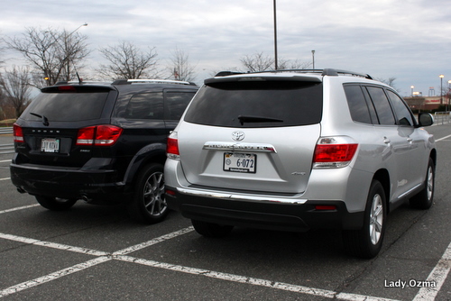 Car Play Date 2 Cars as seen from behind