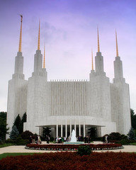 Front view of the DC LDS Temple