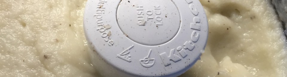 The finished cauliflower "mashed potatoes" in the food processor.